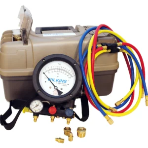 Manomètre test pour vérification de dispositif anti-refoulement